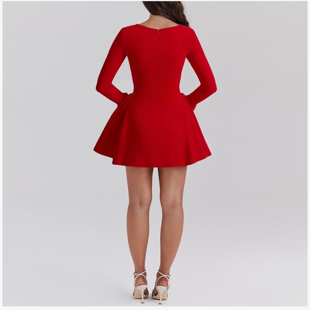 Elegant Red Long Sleeve Dress
